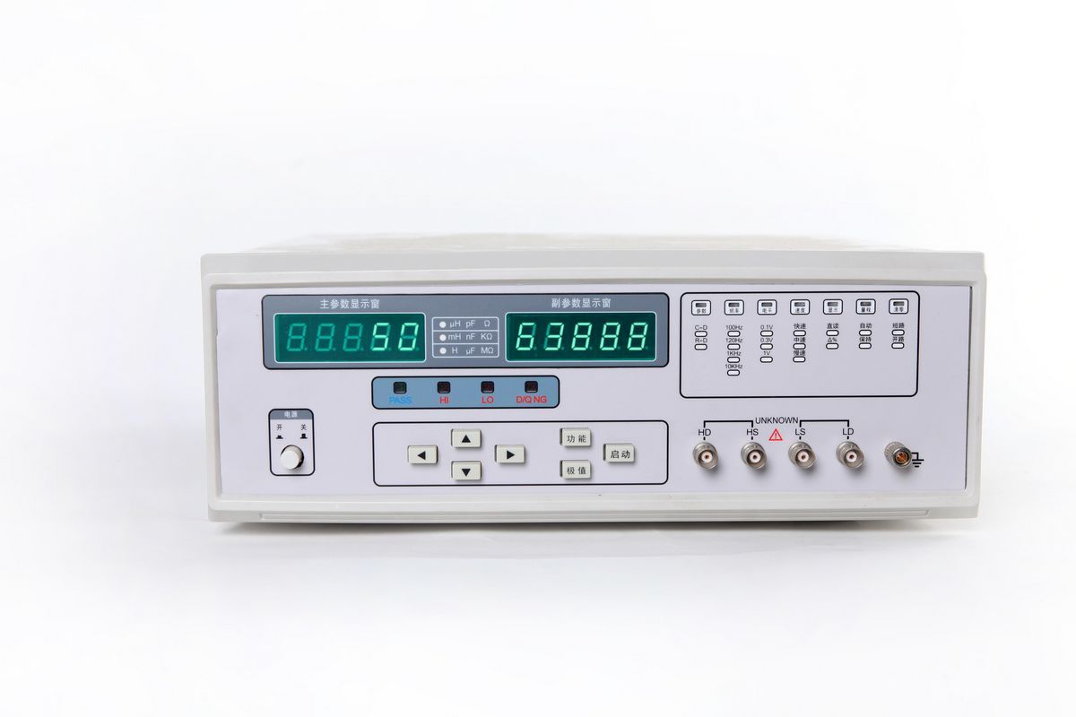 HPS2610电容测试仪（0.1％，10kHz）
