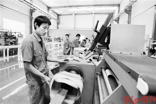 重庆最大非晶合金变压器生产基地在永川投产_