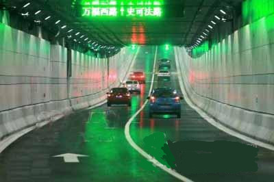 蓝光就在身边 获诺贝尔奖蓝光LED已用在瘦西湖隧道