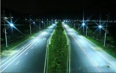 为何植物发电可以点亮LED路灯?其发展前景如