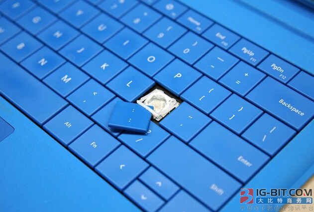 笔记本键盘进化史 苹果蝶式改变世界?_大比特