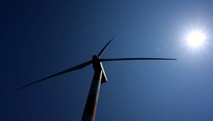 相辅相成:智能电网如何推动光伏风电消纳_大比