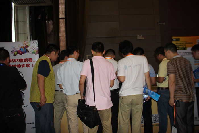 首届微电机自动化会议展示区图4