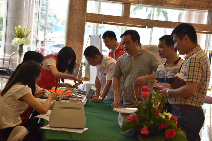 第22届中山LED会议签到现场图1