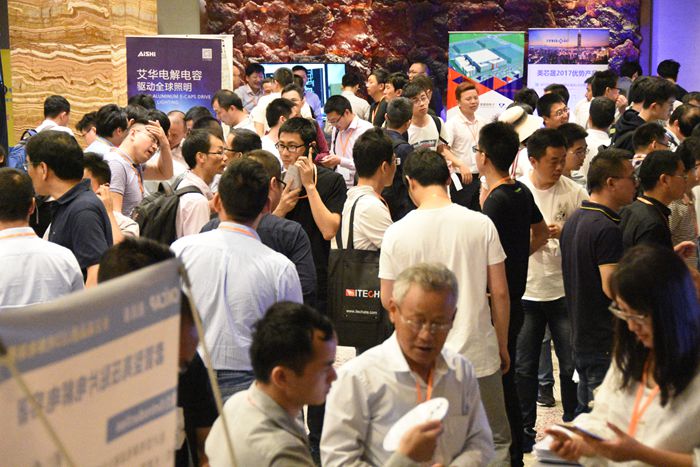 第23届宁波LED会议展示企业 展示区现场