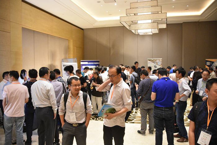 第23届宁波LED会议展示企业 展示区现场