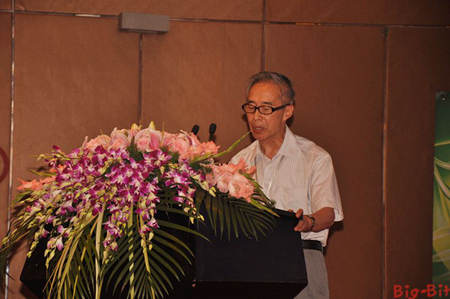 中科院研究员，原中国电源学会理事长季幼章演讲