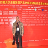 创晨老板帅哥逼人